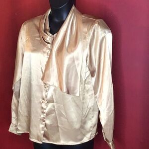 K.B.LAWRENCE SATIN BLOUSE SIZE 14